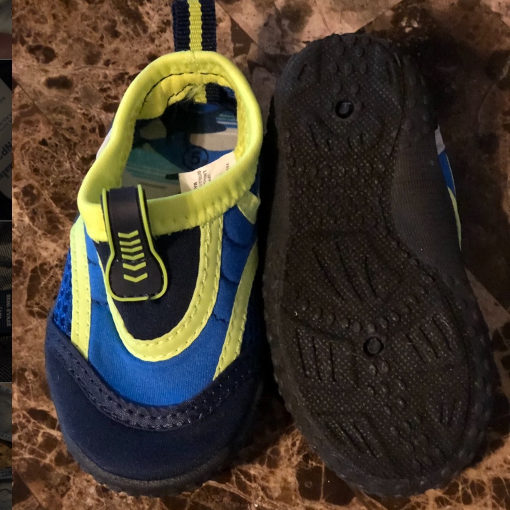 Brand new toddler water shoes